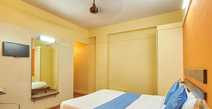 Hotel Golden Palace Pvt Ltd Mumbai Exterior foto