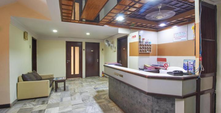 Hotel Golden Palace Pvt Ltd Mumbai Exterior foto